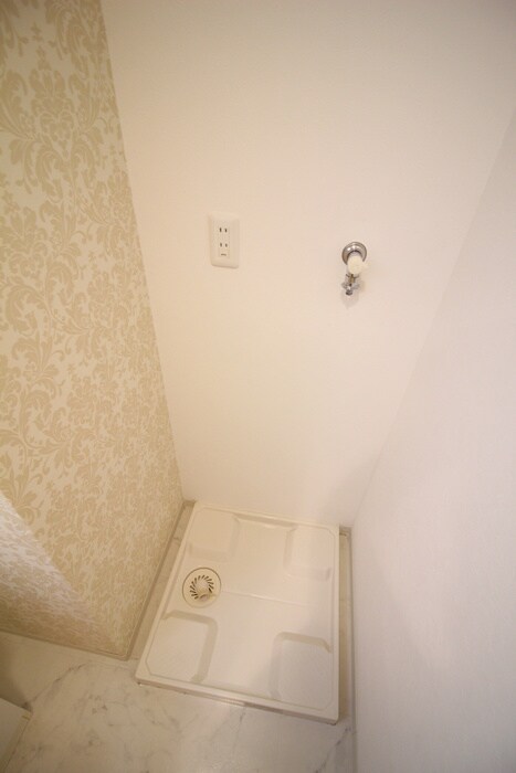 物件内観写真15　(洗濯機置場)