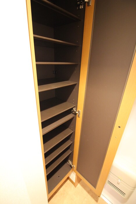 物件内観写真16　(靴箱)