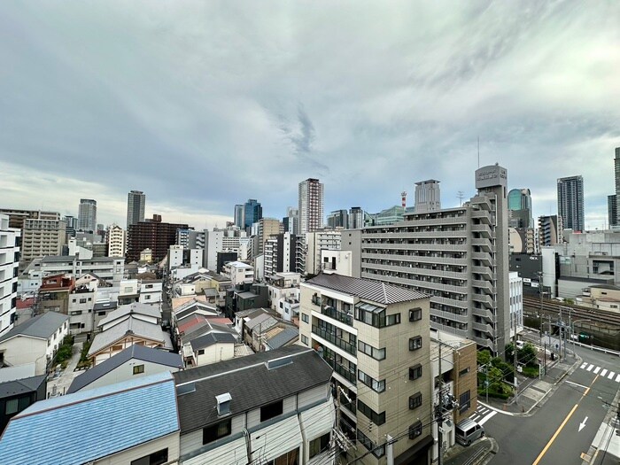 物件内観写真16　(室内からの展望)