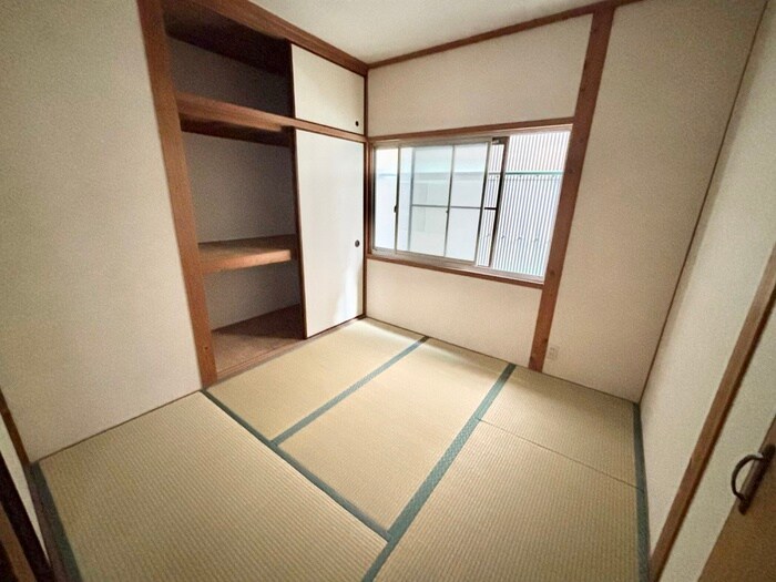 物件内観写真10　(居室)