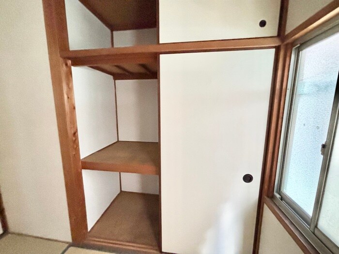 物件内観写真11　(収納)