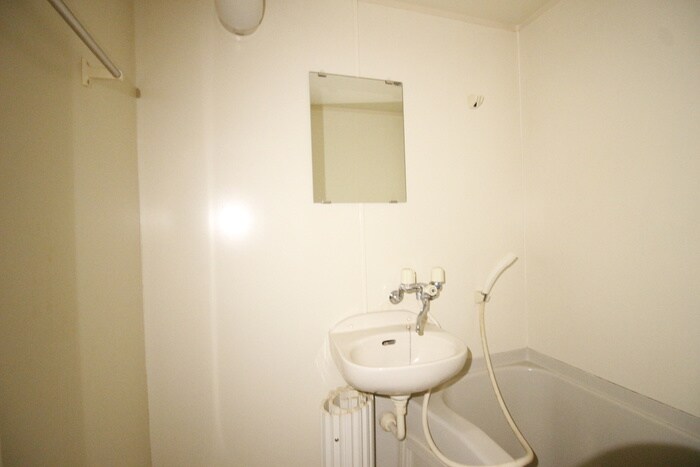 物件内観写真11　(洗面)