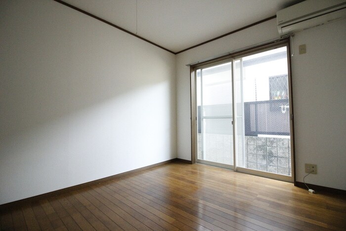 物件内観写真18　(居室)