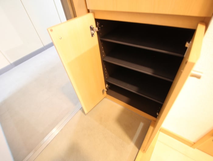 物件内観写真15　(靴箱)