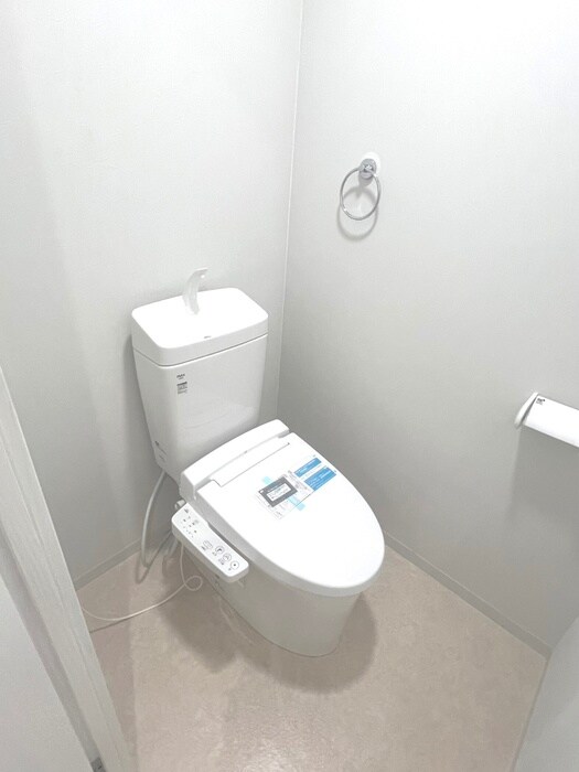 物件内観写真5　(トイレ)