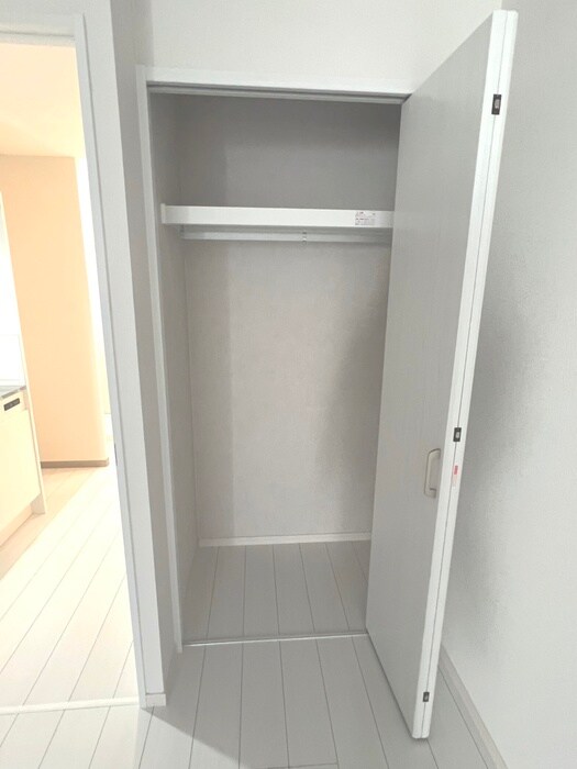 物件内観写真6　(収納)