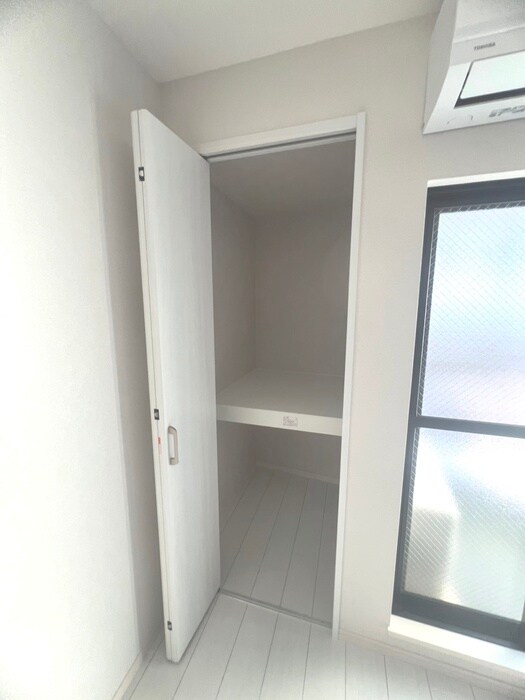物件内観写真7　(収納)