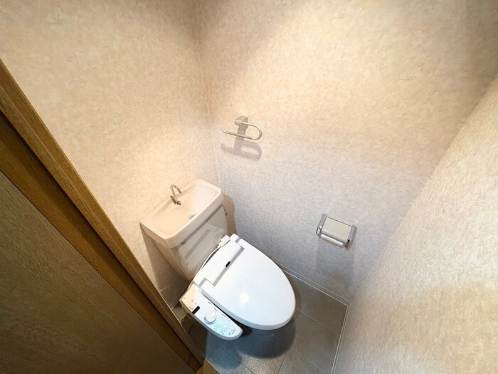 物件内観写真11　(トイレ)