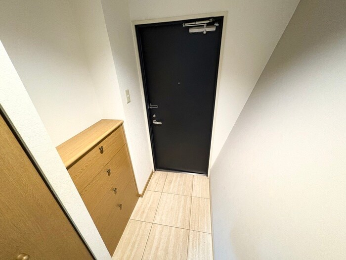 物件内観写真14　(玄関)