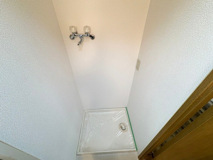 物件内観写真17　(洗濯機置場)