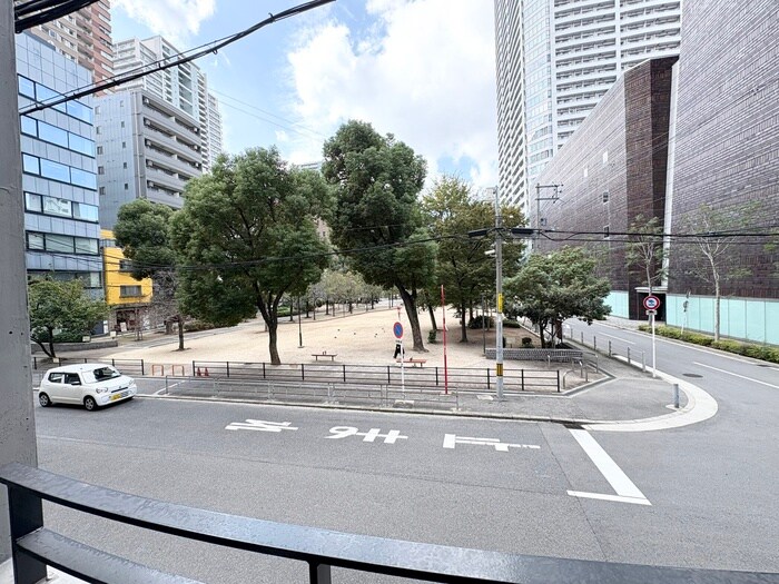 物件内観写真21　(室内からの展望)