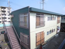 奥野ハイツＣ棟の外観写真