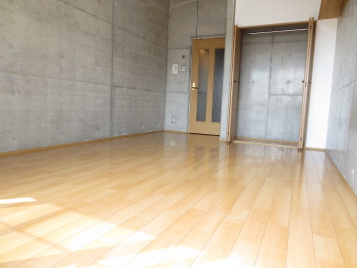 物件内観写真6　(居室)