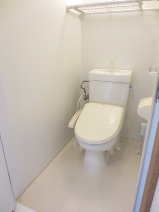 物件内観写真9　(トイレ)