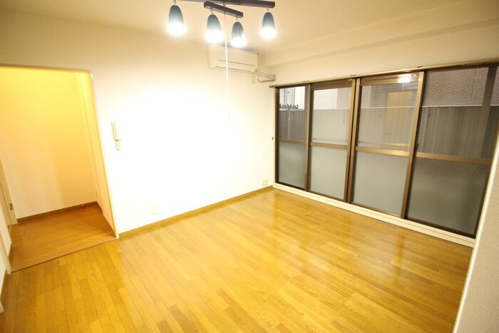 物件内観写真10　(居室)