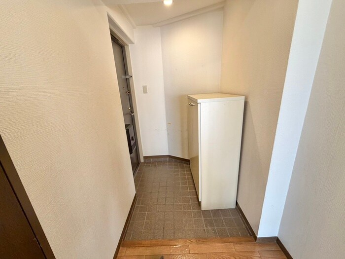 物件内観写真14　(玄関)