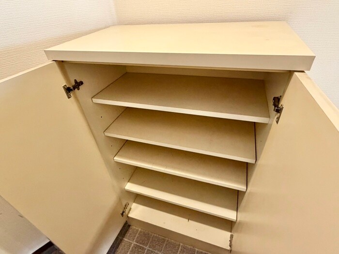 物件内観写真15　(靴箱)