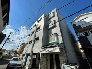 リードマンション外観写真