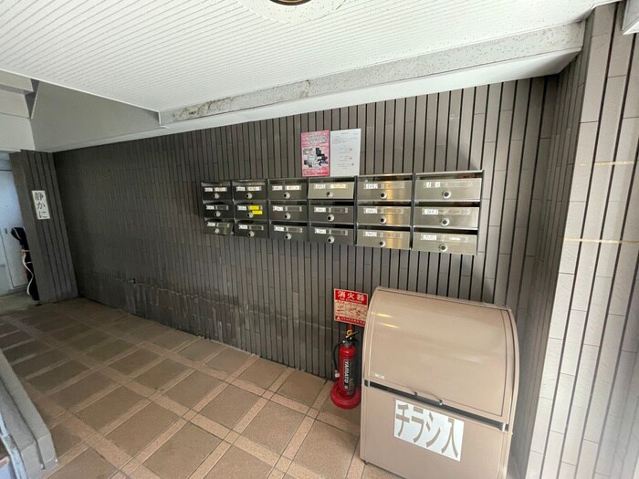 物件外観写真4　(建物設備)