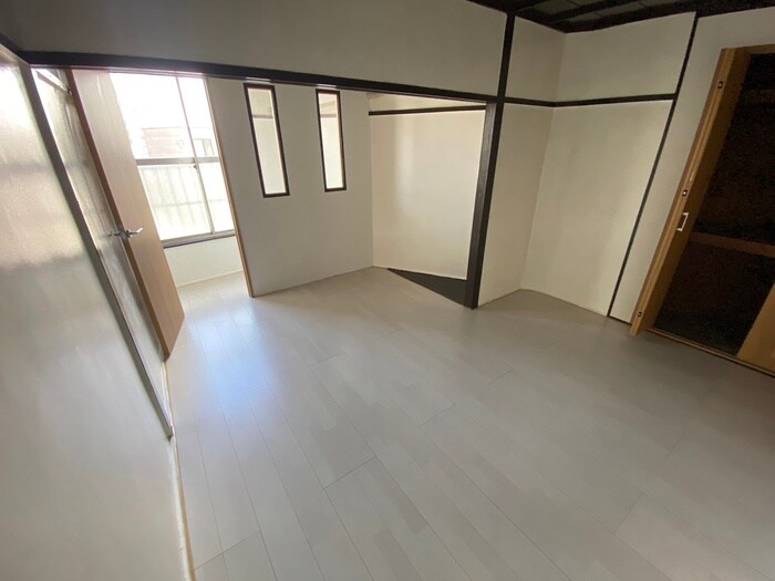 物件内観写真16　(居室)