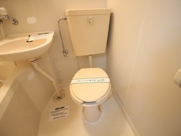 物件内観写真14　(トイレ)