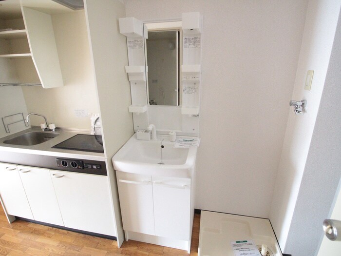 物件内観写真14　(洗面)