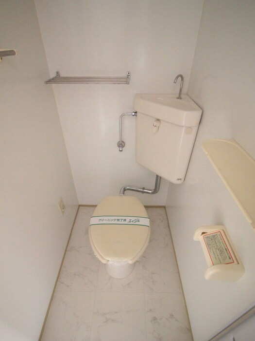 物件内観写真15　(トイレ)