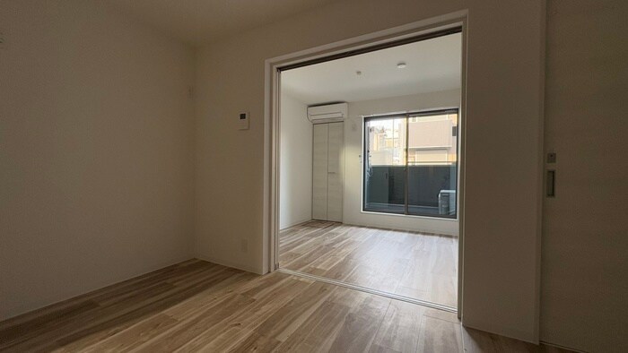 物件内観写真9　(居室)