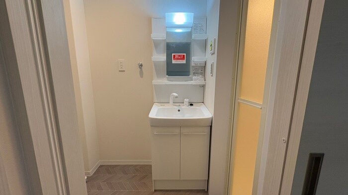 物件内観写真15　(洗面)