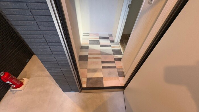 物件内観写真20　(玄関)