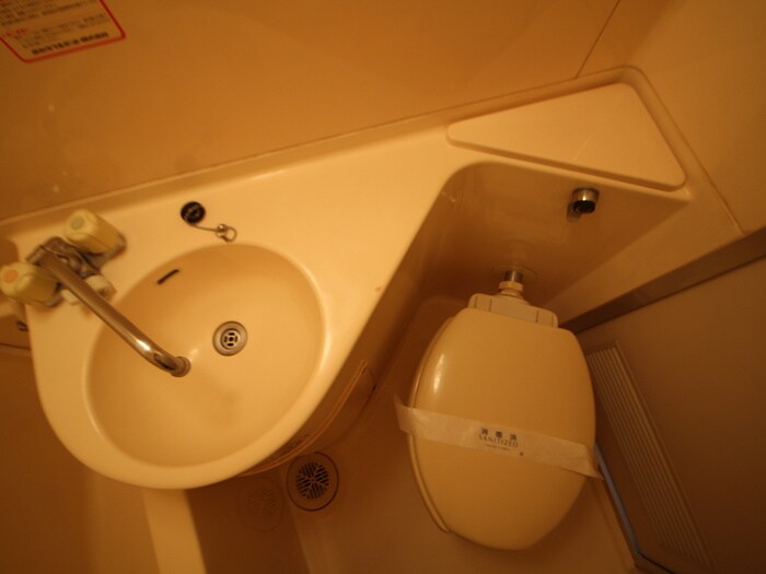 物件内観写真11　(トイレ)