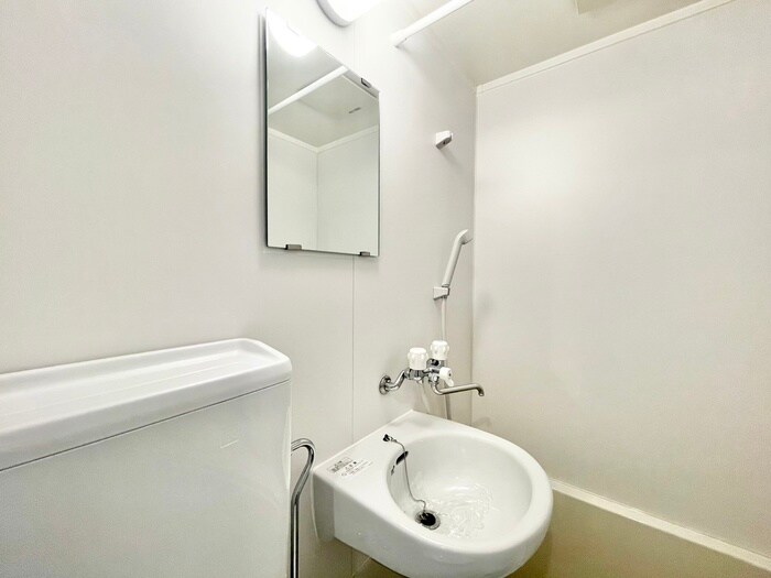 物件内観写真11　(洗面)