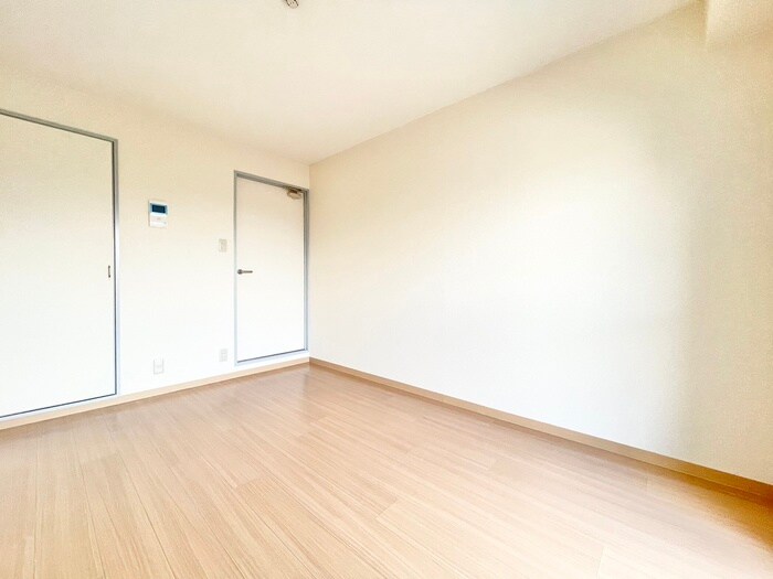 物件内観写真22　(居室)