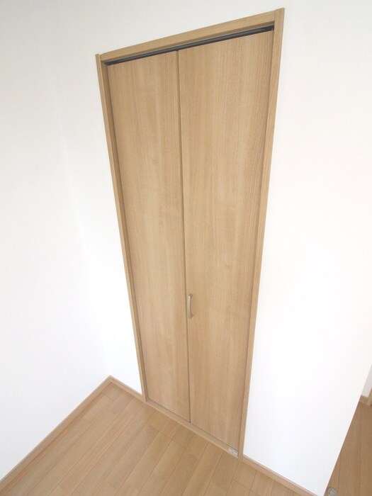 物件内観写真15　(収納)