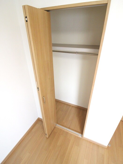 物件内観写真16　(収納)