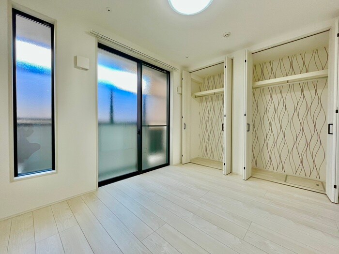 物件内観写真8　(居室)