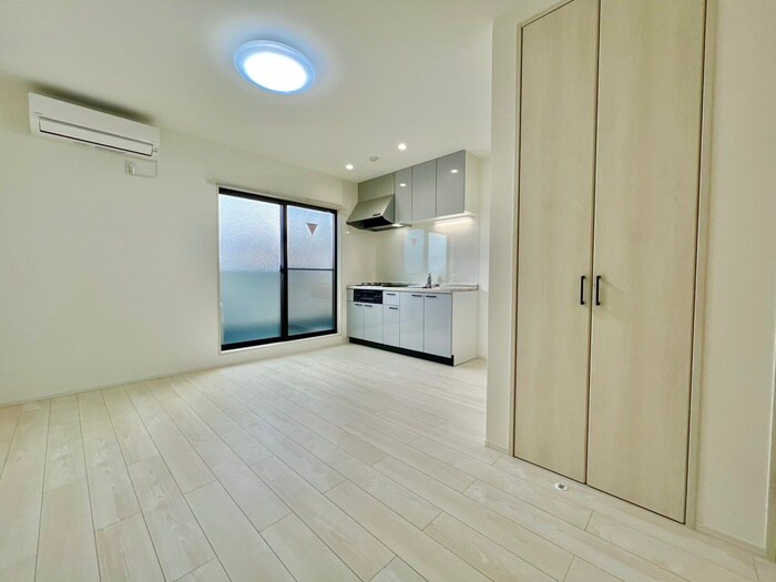 物件内観写真8　(居室)