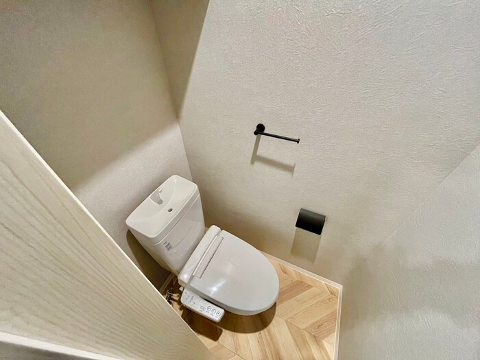 物件内観写真11　(トイレ)