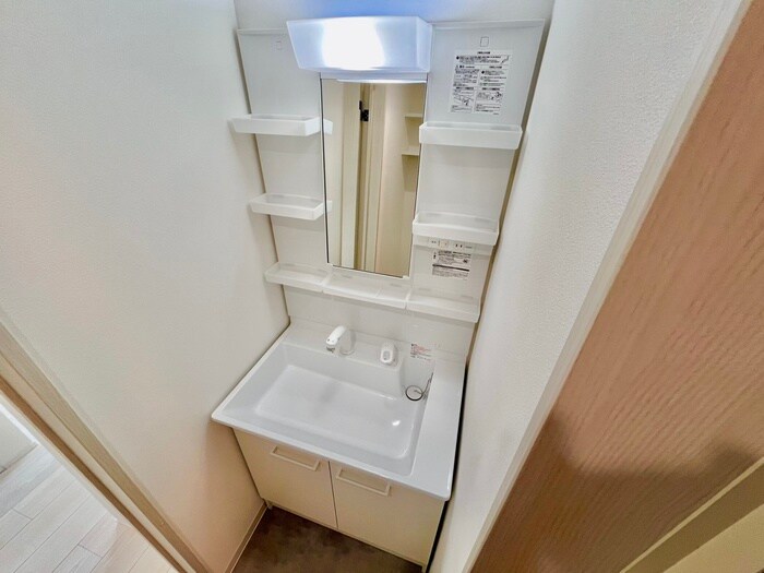 物件内観写真11　(洗面)