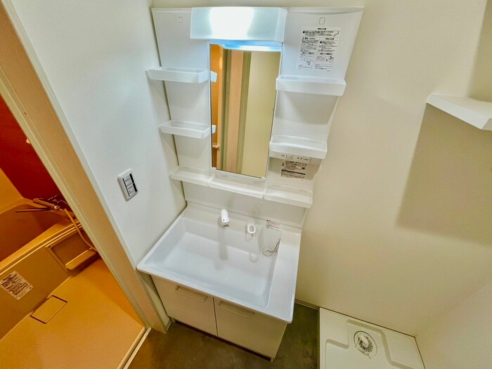 物件内観写真11　(洗面)