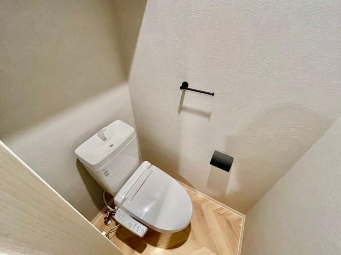 物件内観写真12　(トイレ)