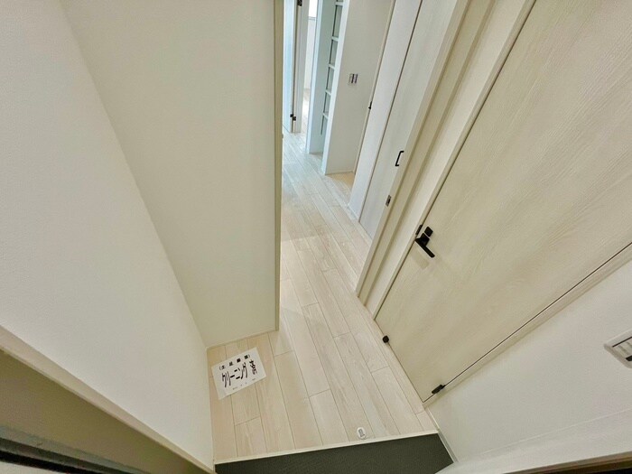 物件内観写真16　(廊下)