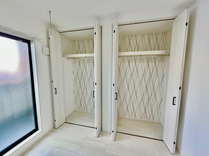 物件内観写真18　(収納)