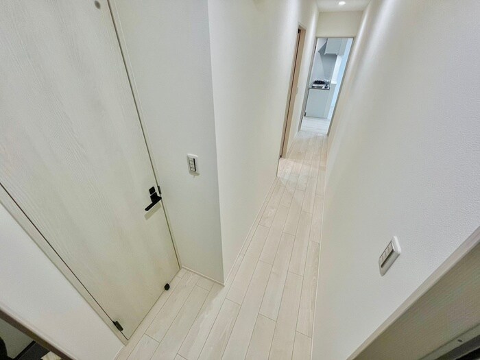 物件内観写真18　(廊下)