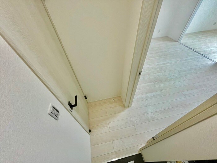 物件内観写真18　(廊下)