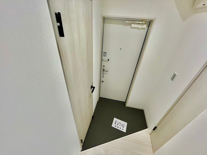 物件内観写真20　(玄関)