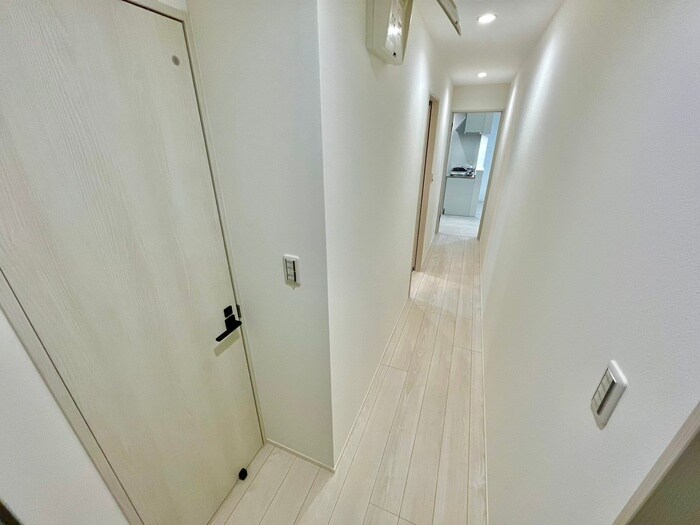 物件内観写真21　(廊下)