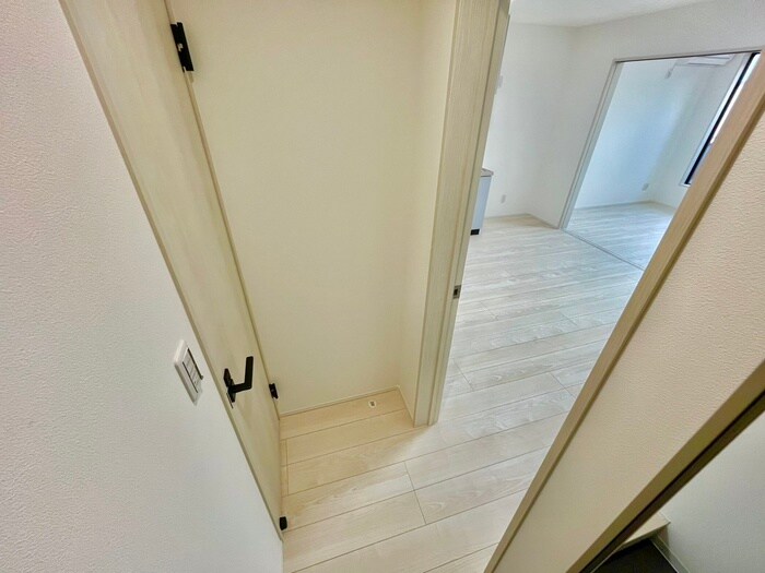 物件内観写真21　(廊下)