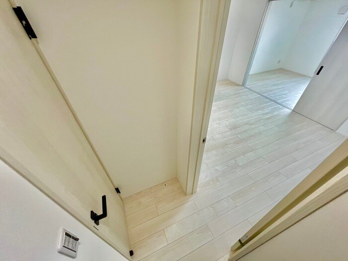 物件内観写真21　(廊下)