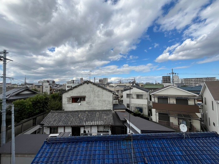 物件内観写真22　(室内からの展望)